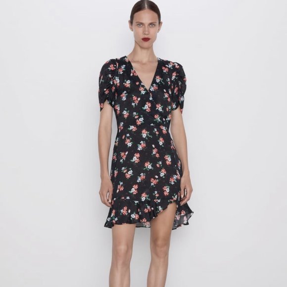 ❌SOLD❌ ZARA NWT FLORAL RUFFLED PRINT MINI DRESS - Picture 5 of 9